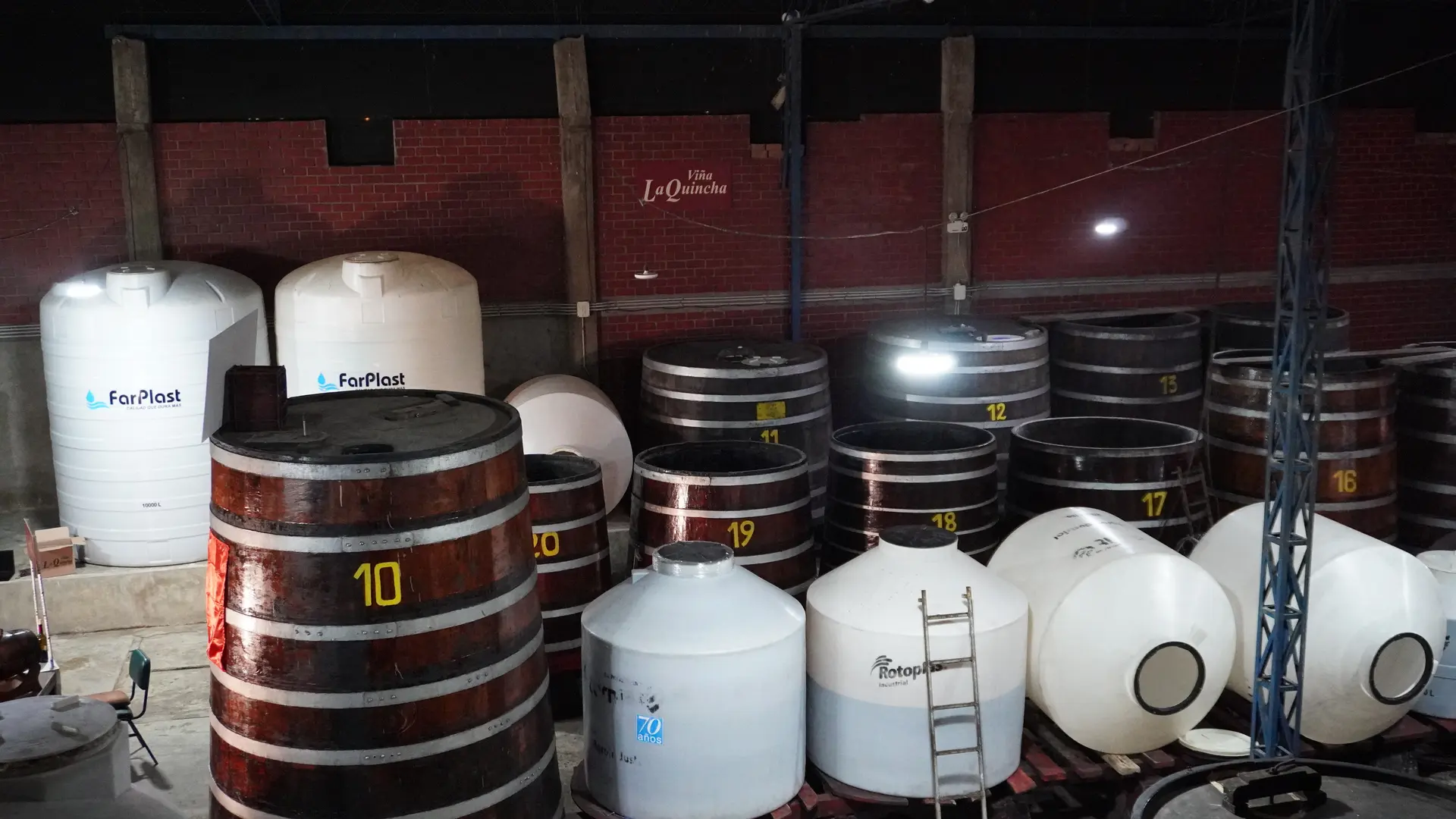 Sala de fermentación de Viña La Quincha